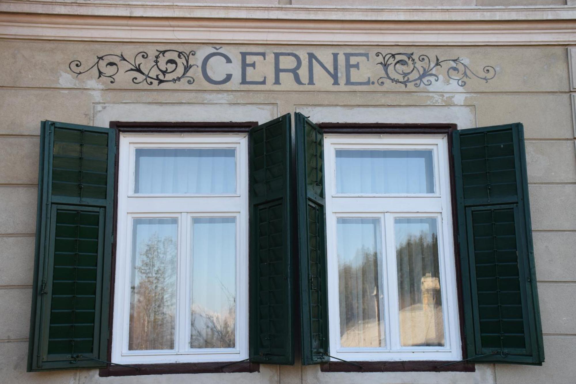 Vila Cerne Bled Luaran gambar